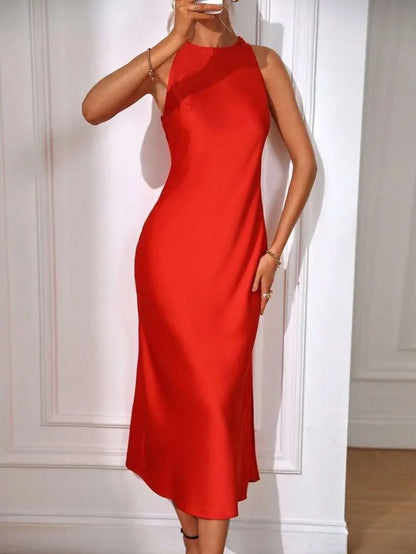 Robe Celeste — Satinée avec Fente
