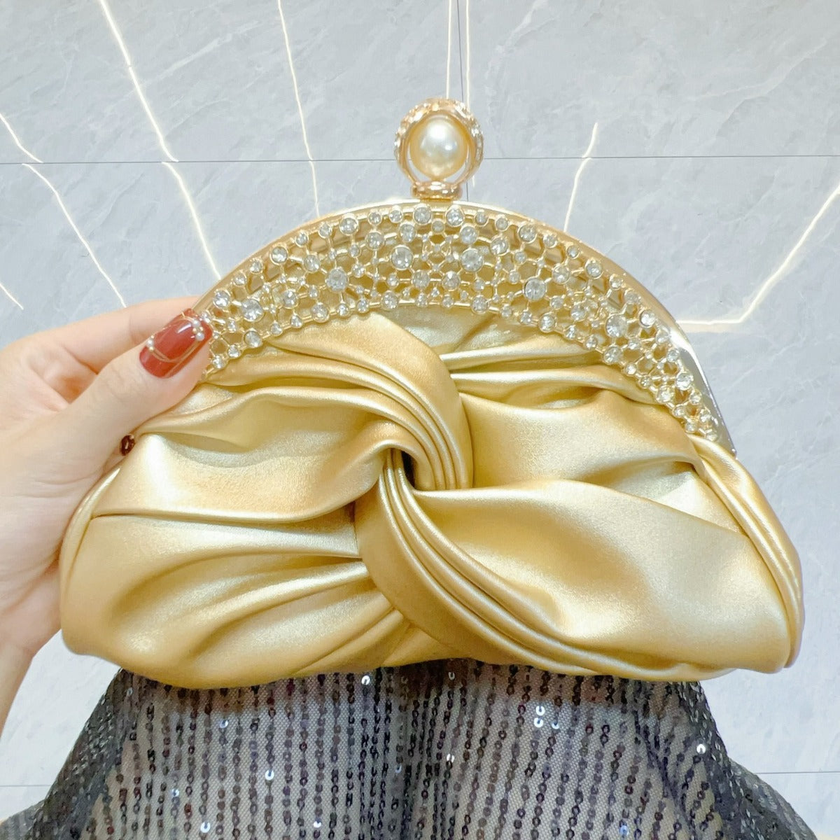 Pochette Éclat — Strass et Chaîne