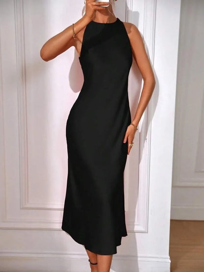 Robe Celeste — Satinée avec Fente