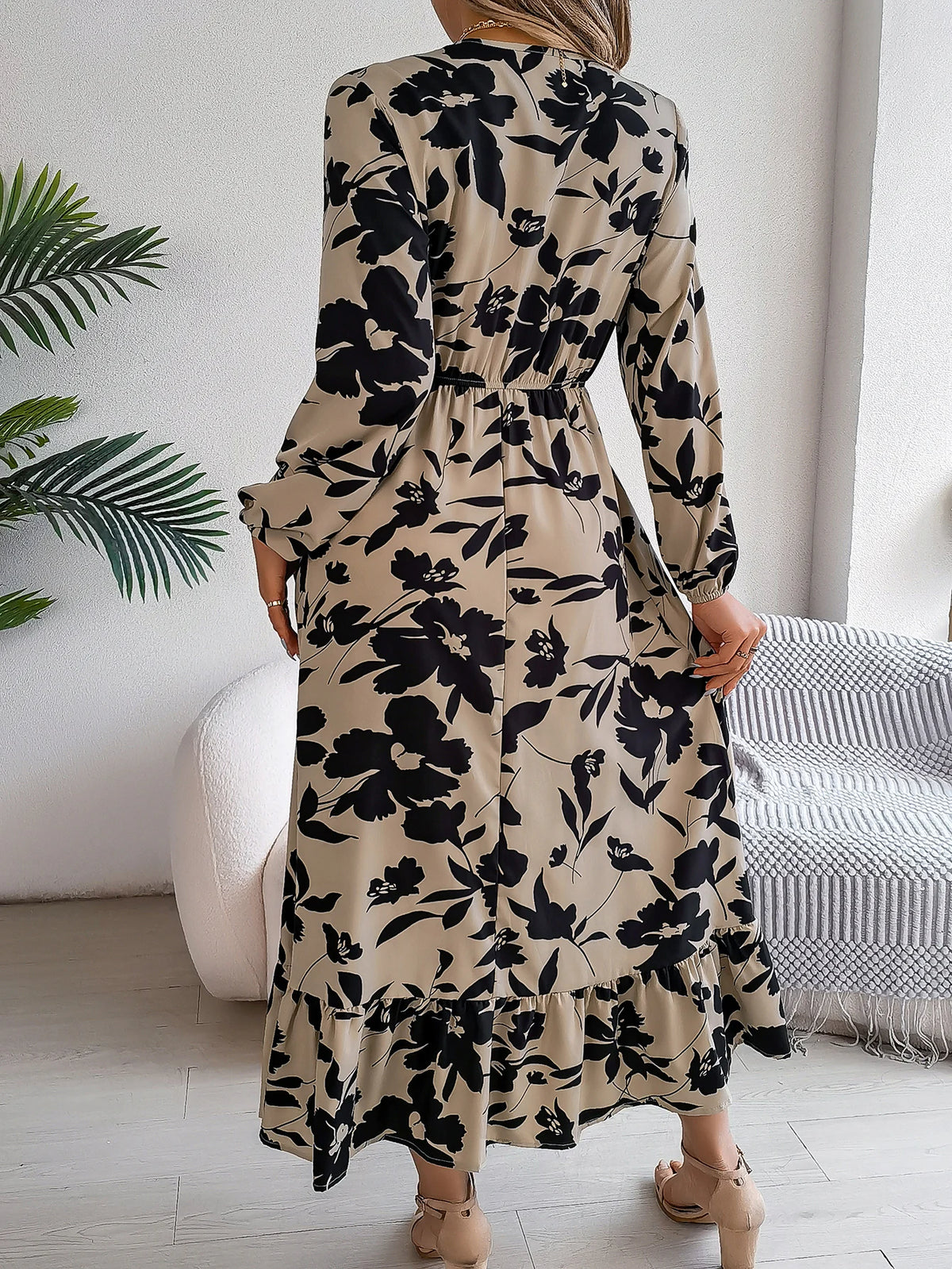 Robe Midi Fleurie — Froncée