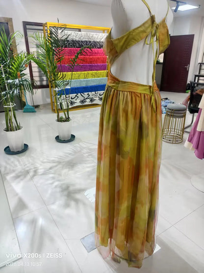 Robe Longue Fleurie en Tulle — Col Licou