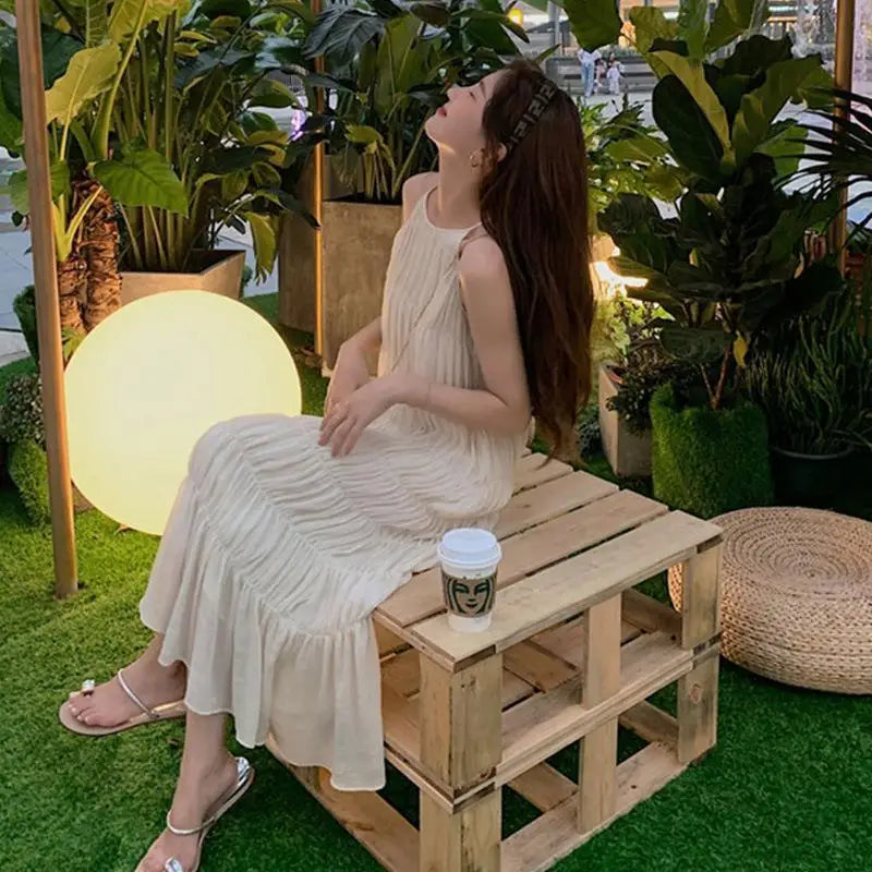 Robe Élodie — Midi Plissée Col Licou