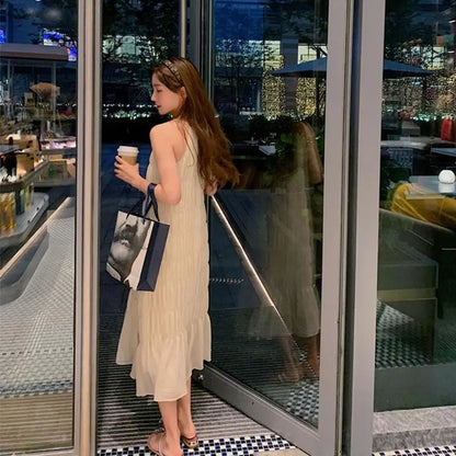 Robe Élodie — Midi Plissée Col Licou