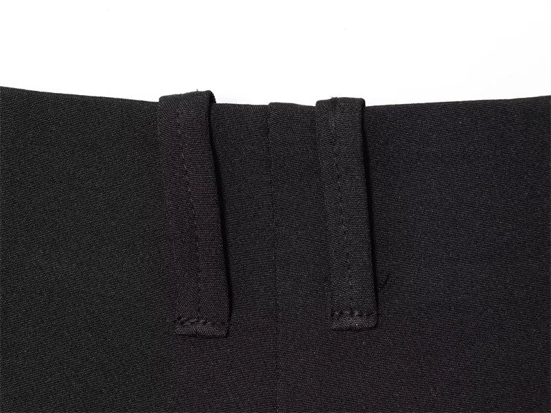 Short Alba — Noir Coupe Courte