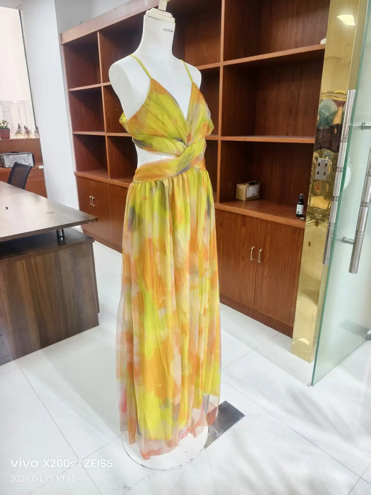 Robe Longue Fleurie en Tulle — Col Licou