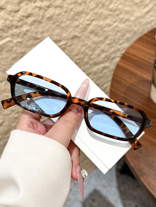 Lunettes Ovales — Petite Monture Décorative