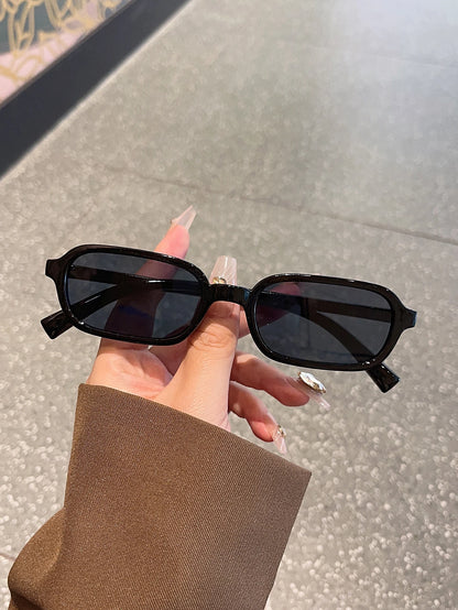 Lunettes Ovales — Petite Monture Décorative