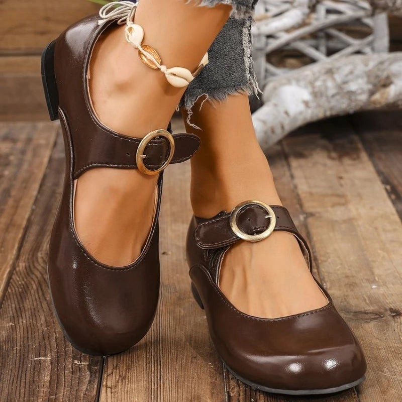 Chaussures Clara — Boucle et Confort