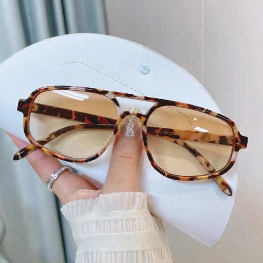 Gafas cuadradas carey con lentes ámbar
